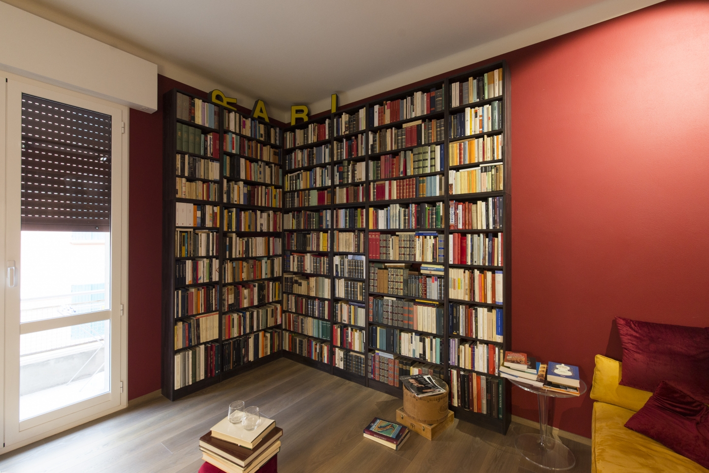 Libreria in faggio tinto